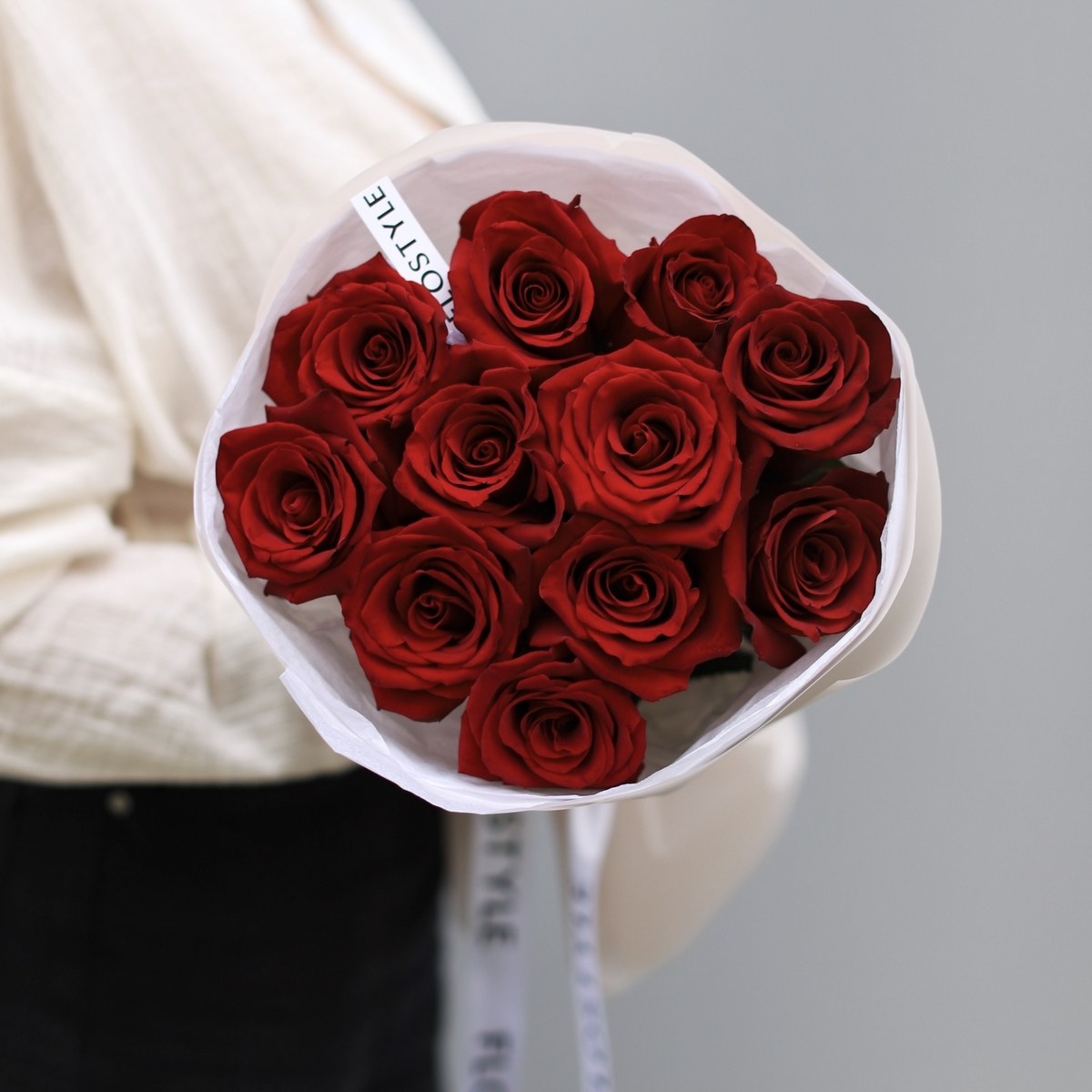 11 krasnyh roz 8
